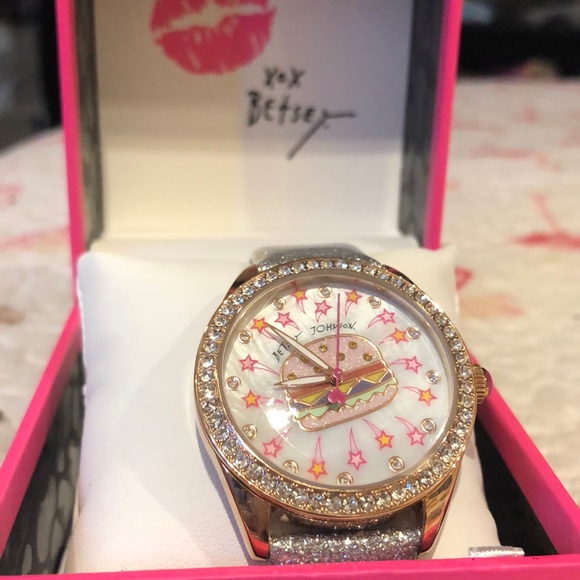 🔥NWT  BetseyJohnson Fun Cheeseburger Watch🔥